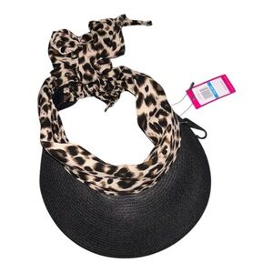 NWT Vince Camuto Black Hat with Tan Tag, Rt $38